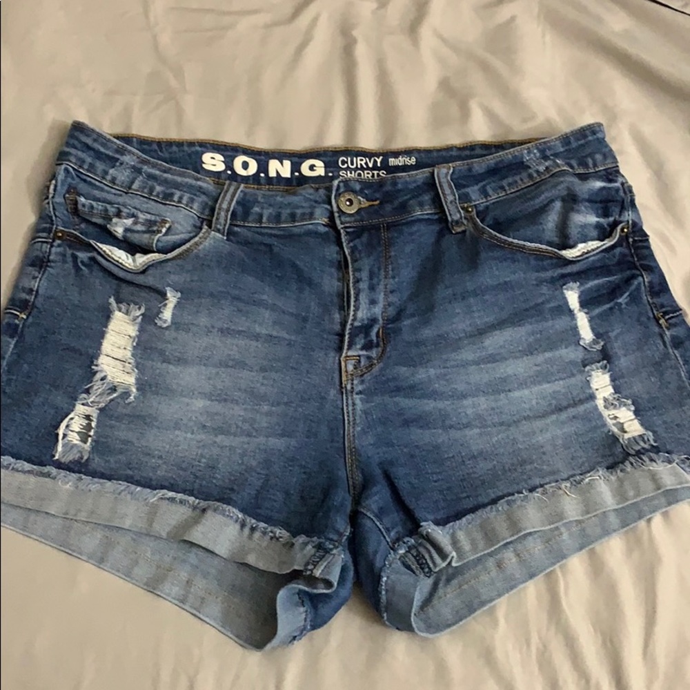 Curvy Shorts!